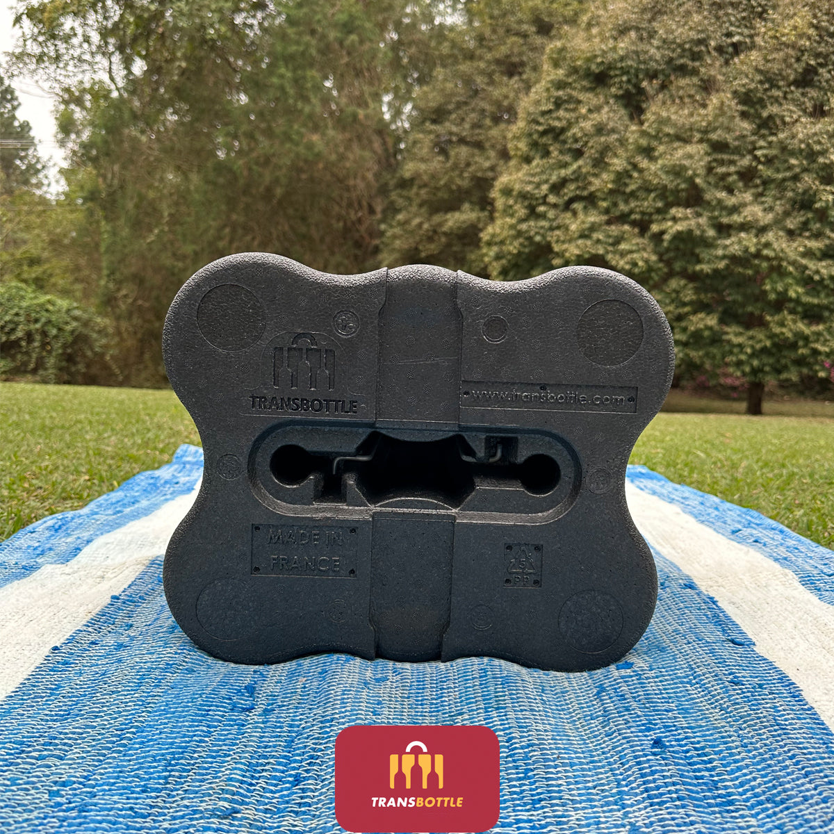 Case de Proteção de Garrafas de Vinho e Cadeado em Tecido Vermelho Inviolável TSA